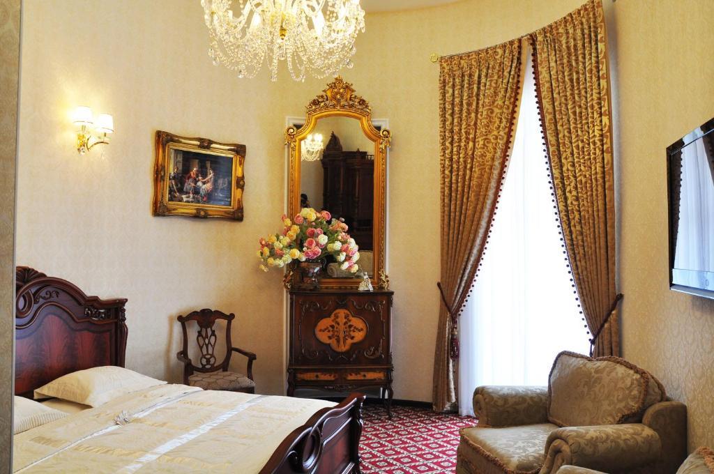 אודסה Queen Valery Hotel חדר תמונה