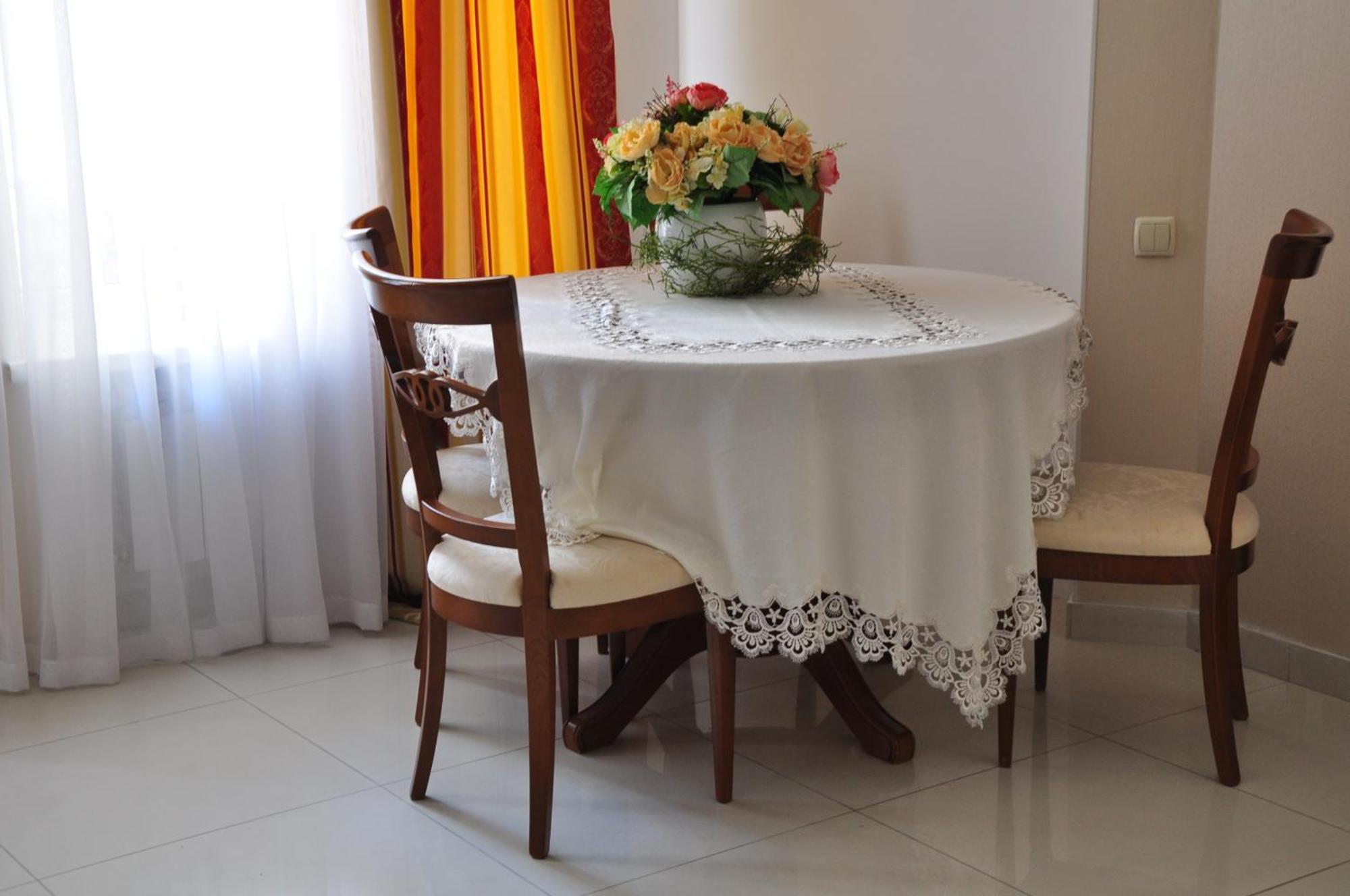 אודסה Queen Valery Hotel מראה חיצוני תמונה