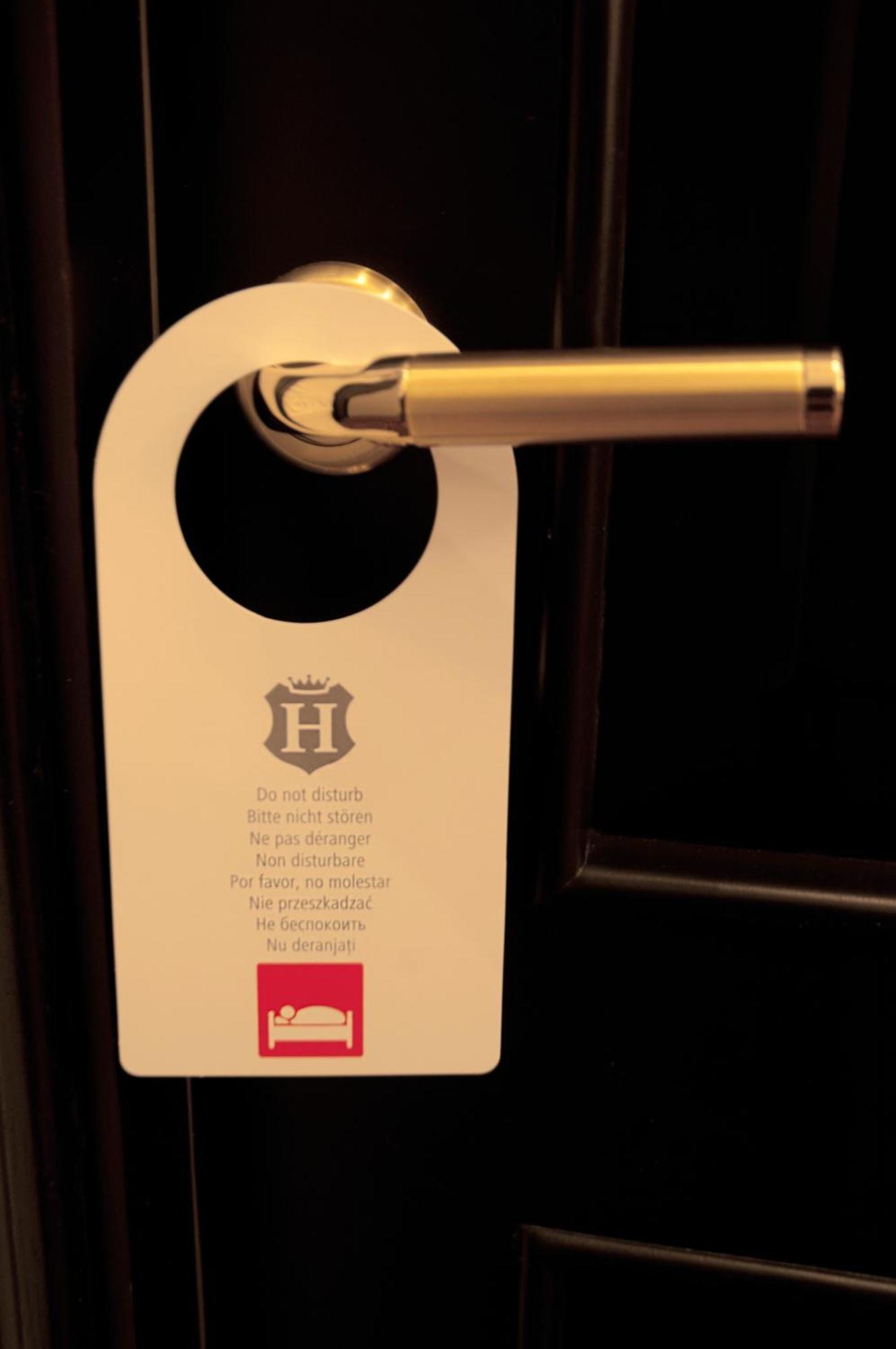 אודסה Queen Valery Hotel מראה חיצוני תמונה