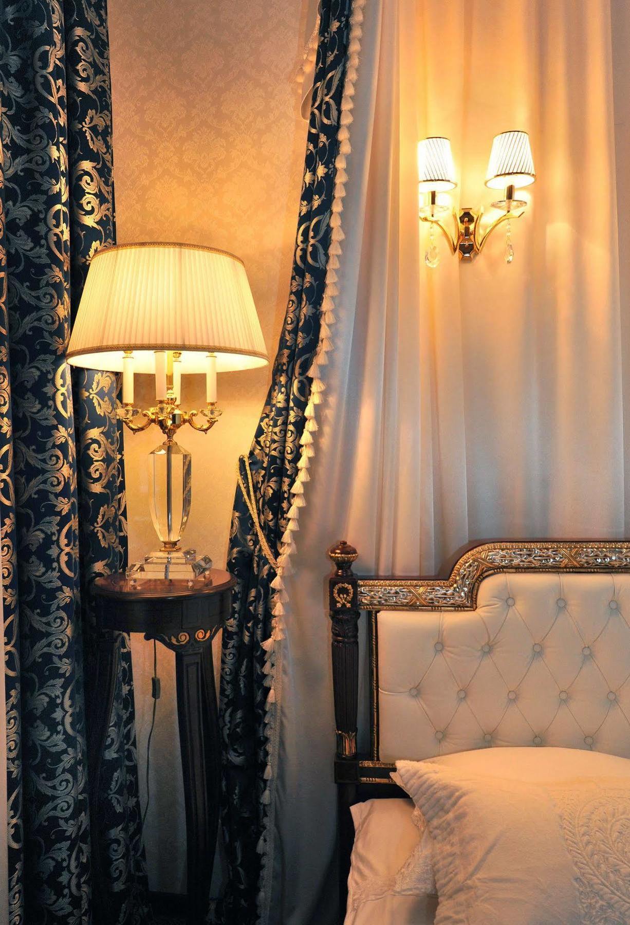 אודסה Queen Valery Hotel מראה חיצוני תמונה